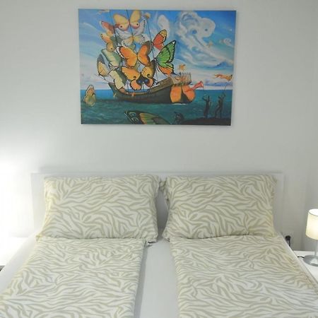Dekart 2 Apartment Ni Dış mekan fotoğraf