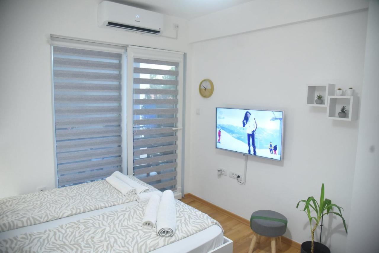 Dekart 2 Apartment Ni Dış mekan fotoğraf